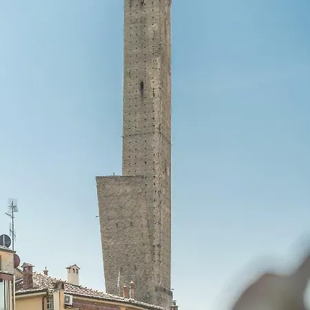 Apartment 4 Star Two Towers Bologna